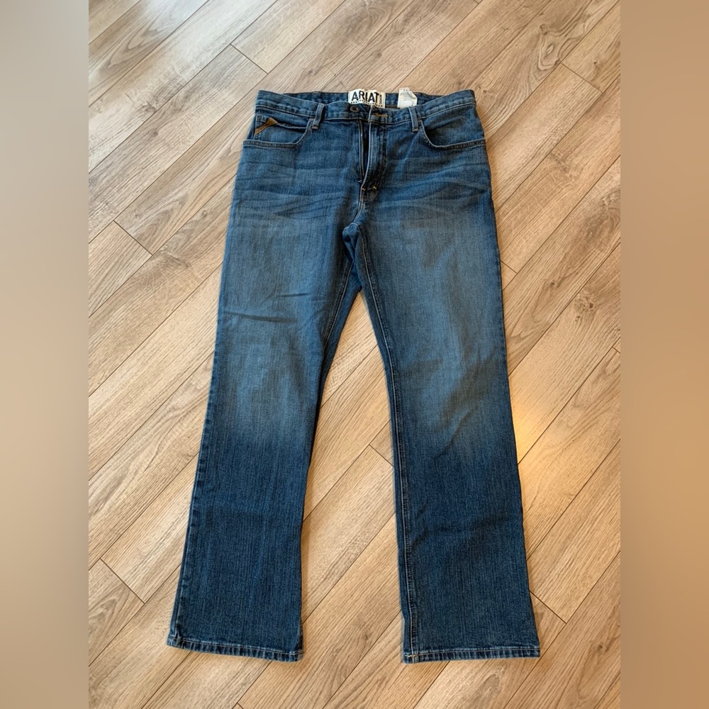 Men’s Ariat Low Rise Bootcut Jean